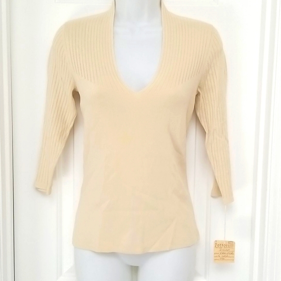 IL Gilet Beige Sweater Small New - Picture 1 of 5